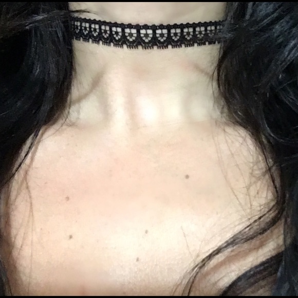 Choker 🐝 - Picture 2 of 2