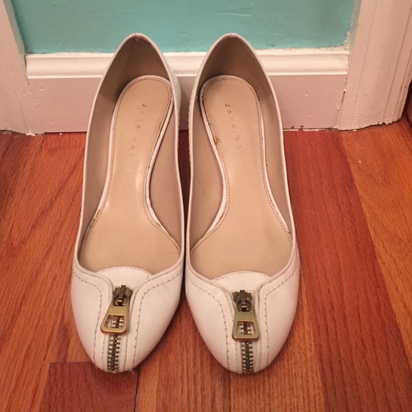 Zara White Zipper Pull Kitten Heels Sz 38/7/7.5