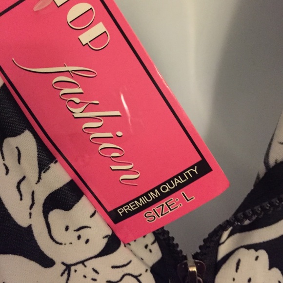 Jumper - Picture 2 of 4