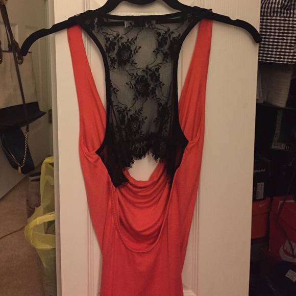 Open back top - Picture 2 of 3