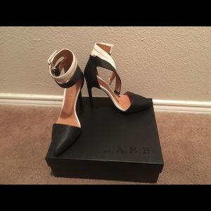 L.A.M.B Oxley Pumps, Black and White, Size 6.5