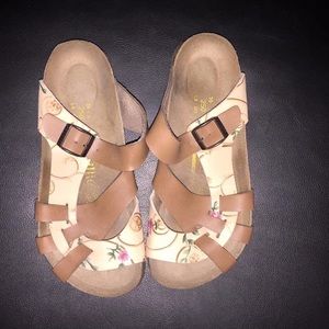 Papiyan Birkenstocks