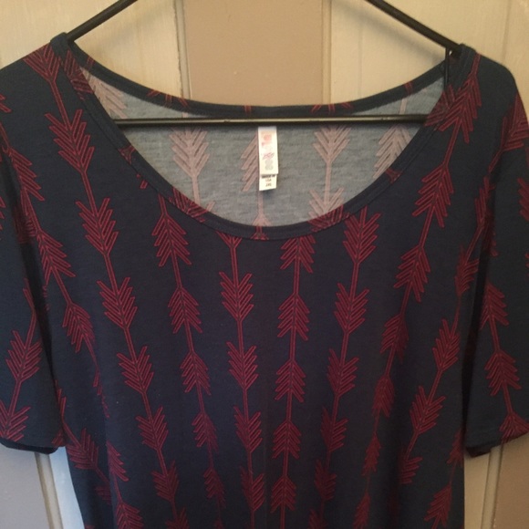LuLaRoe Perfect T