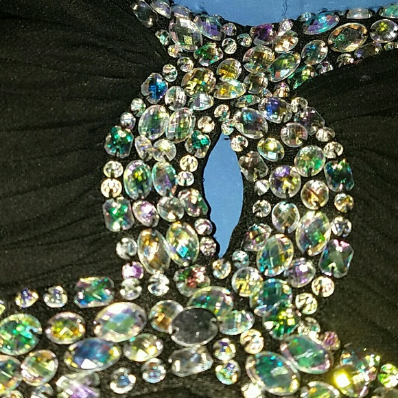 Prom Dress - Picture 2 of 4