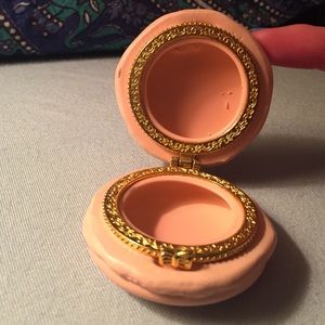 Macaron trinket box