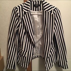 New black and white striped blazer