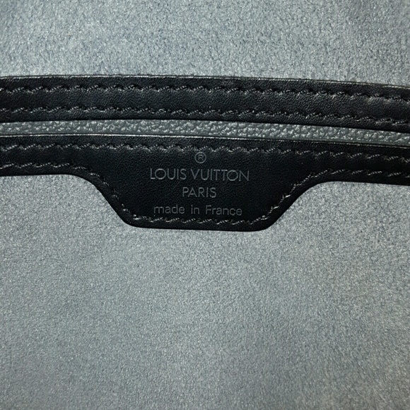 *sold* Authentic Louis Vuitton Epi Backpack - Picture 3 of 4