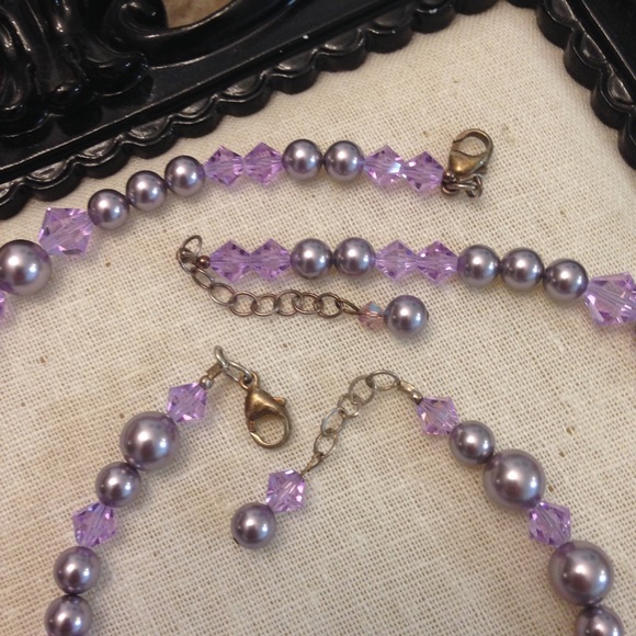 Lilac pearl and crystal jewelry set - Picture 3 of 4