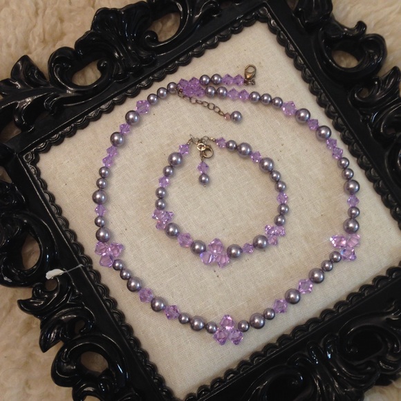 Lilac pearl and crystal jewelry set - Picture 4 of 4