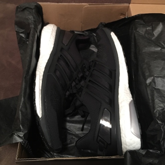 SOLD****Adidas Energy Boost 3 Women's size 8 black - Picture 1 of 4