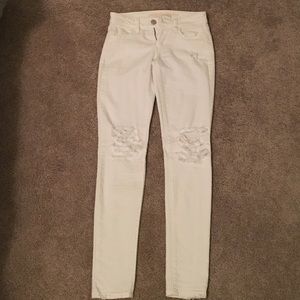 Ripped white jeans