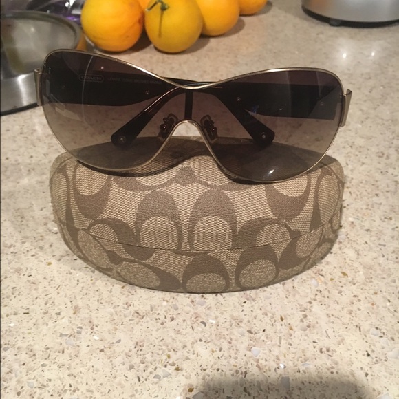 Authentic Coach Sunglasses - Picture 2 of 3
