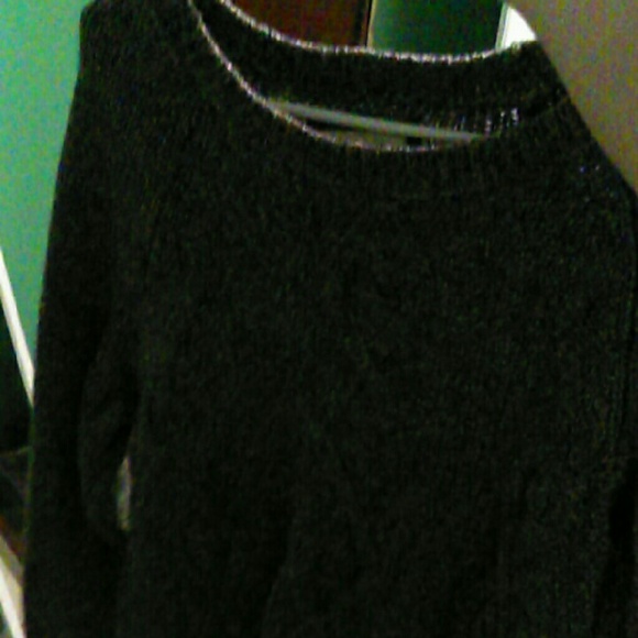 Sweater - Picture 1 of 1