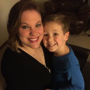 Meet your Posher, Amanda