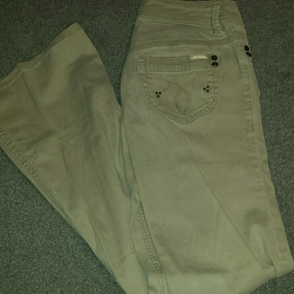 Tan pants - Picture 1 of 4