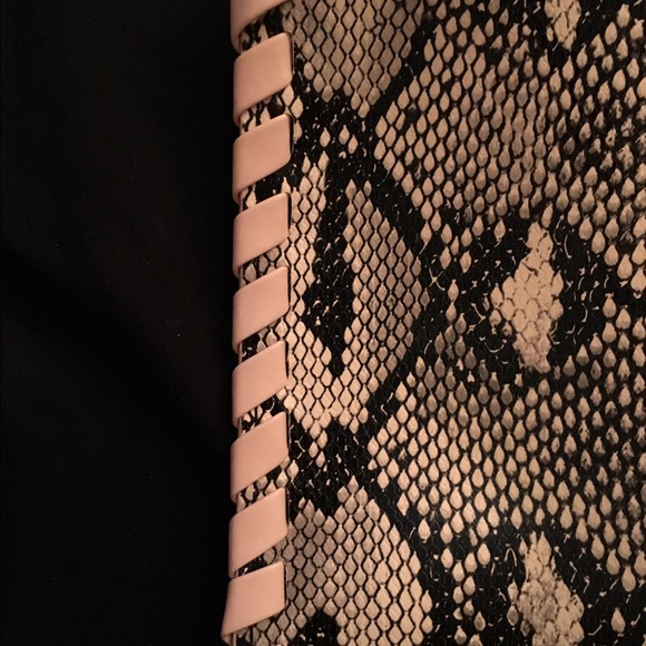 Wristlet - Picture 2 of 4