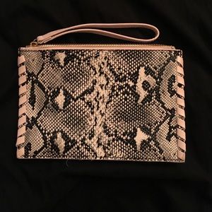 Wristlet