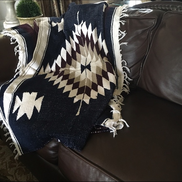☀️HP🌵Pancho’s Tribal Blanket NWOT - Picture 3 of 3
