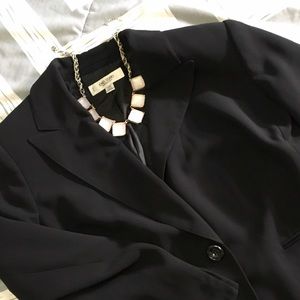 Jones Studio suit jacket.