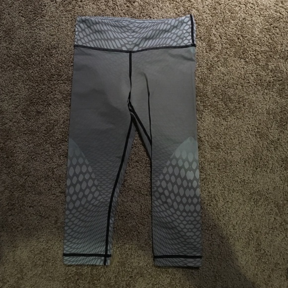 Vimmia Pants - Vimmia cropped grey leggings