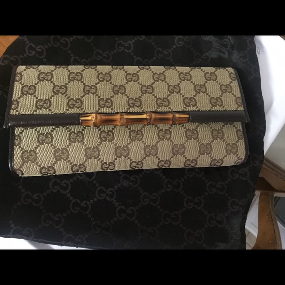 NWOT- Authentic gucci bamboo clutch