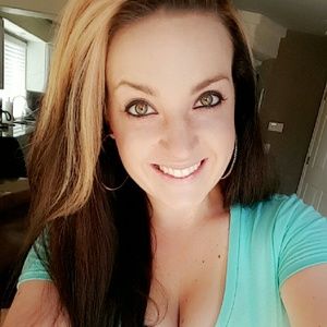 Meet your Posher, Kelli