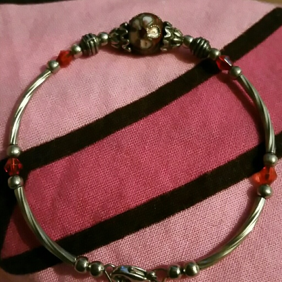 💸HP 5/27 🎉🎊🎉the Vicky bracelet for tiny wrists