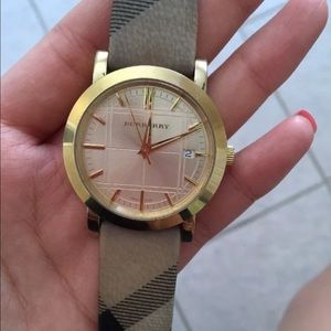 ✖️✖️sold on M✖️✖️Burberry watch