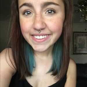 Meet your Posher, Alexa