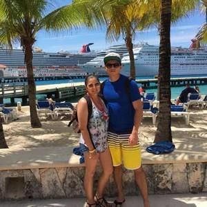 Meet your Posher, Luis