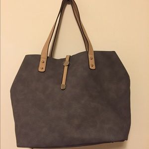Roomy grey tote