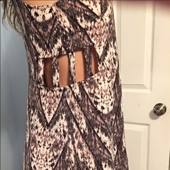 Lush purple/grey dress with cut outs - Picture 2 of 3