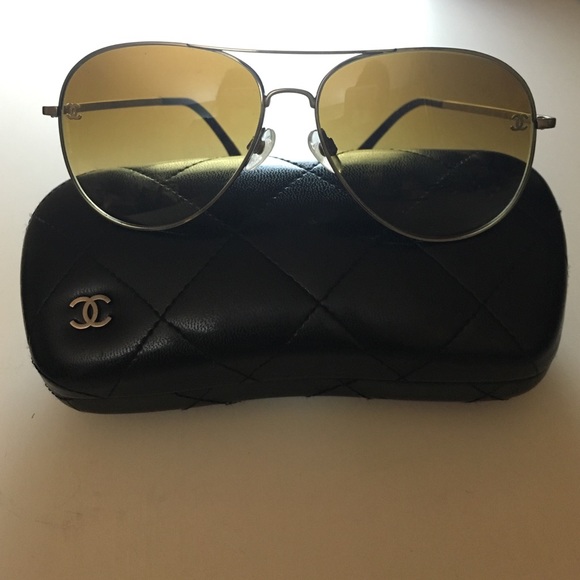 CHANEL AVIATOR SUNGLASSES - Picture 1 of 4