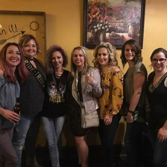 Meet your Posher, Sarah - Picture 2 of 3