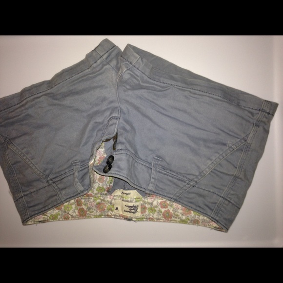 Gray/blue Women's American Eagle shorts