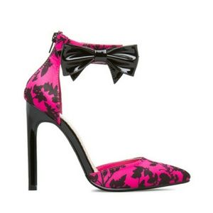 Pink & Black Pumps NWT
