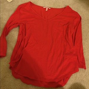 Red VS 3/4 sleeve top