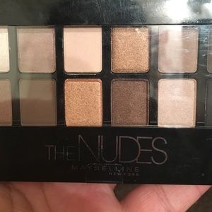 The nudes by maybelline