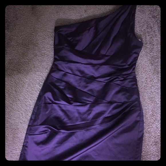 One shoulder plum dress
