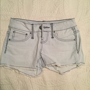 SOLD 🚫 Buckle Shorts