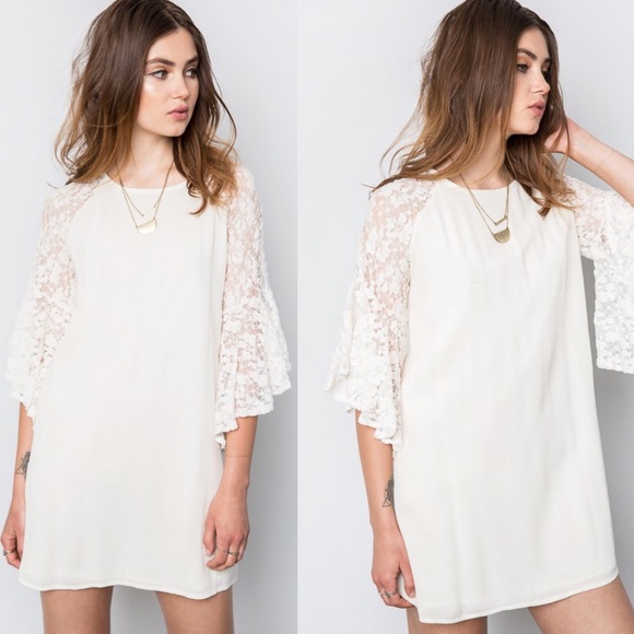 Lace Flutter Sleeve Dress - Picture 2 of 3