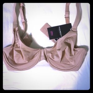 NWT Emporio Armani Camelia bra