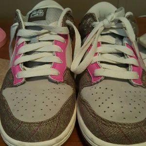 Nike shoes size 7.5
