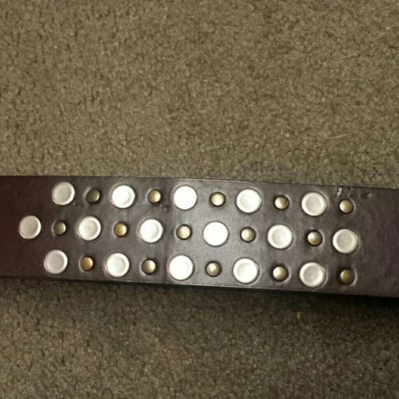 Brown belt - Picture 2 of 4