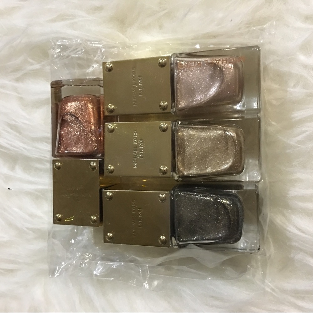 Sold ✨✨✨Michael Kors nail polish
