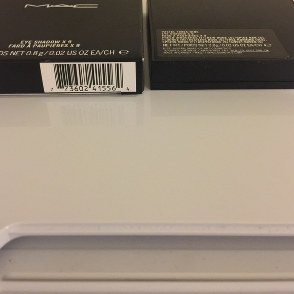 🚫🚫sold🚫🚫Mac x9 eyeshadow - Picture 3 of 3