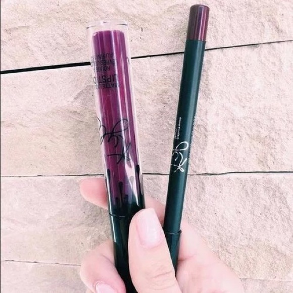 REDUCED/ KOURT K// matte lippie  and liner - Picture 3 of 4