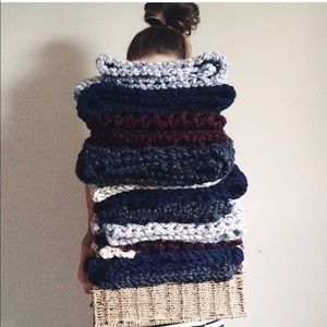 Meet your Posher, Leslie