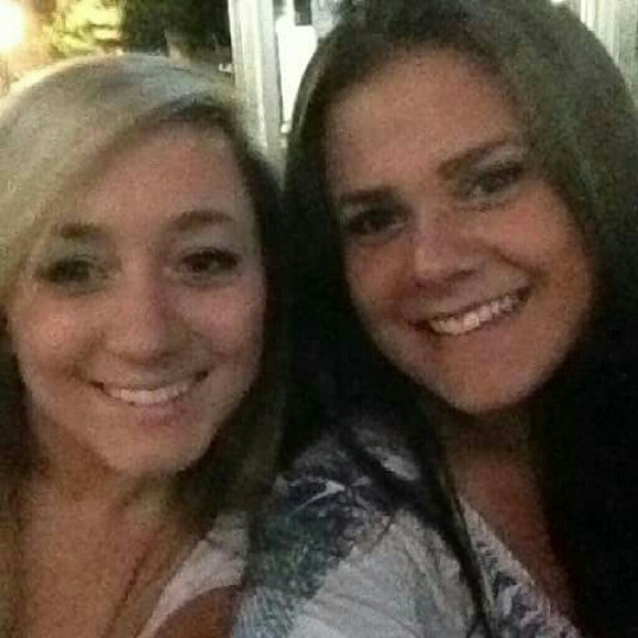 Meet your Posher, Fallon - Picture 3 of 4