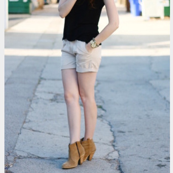 H&M beige shorts - Picture 4 of 4